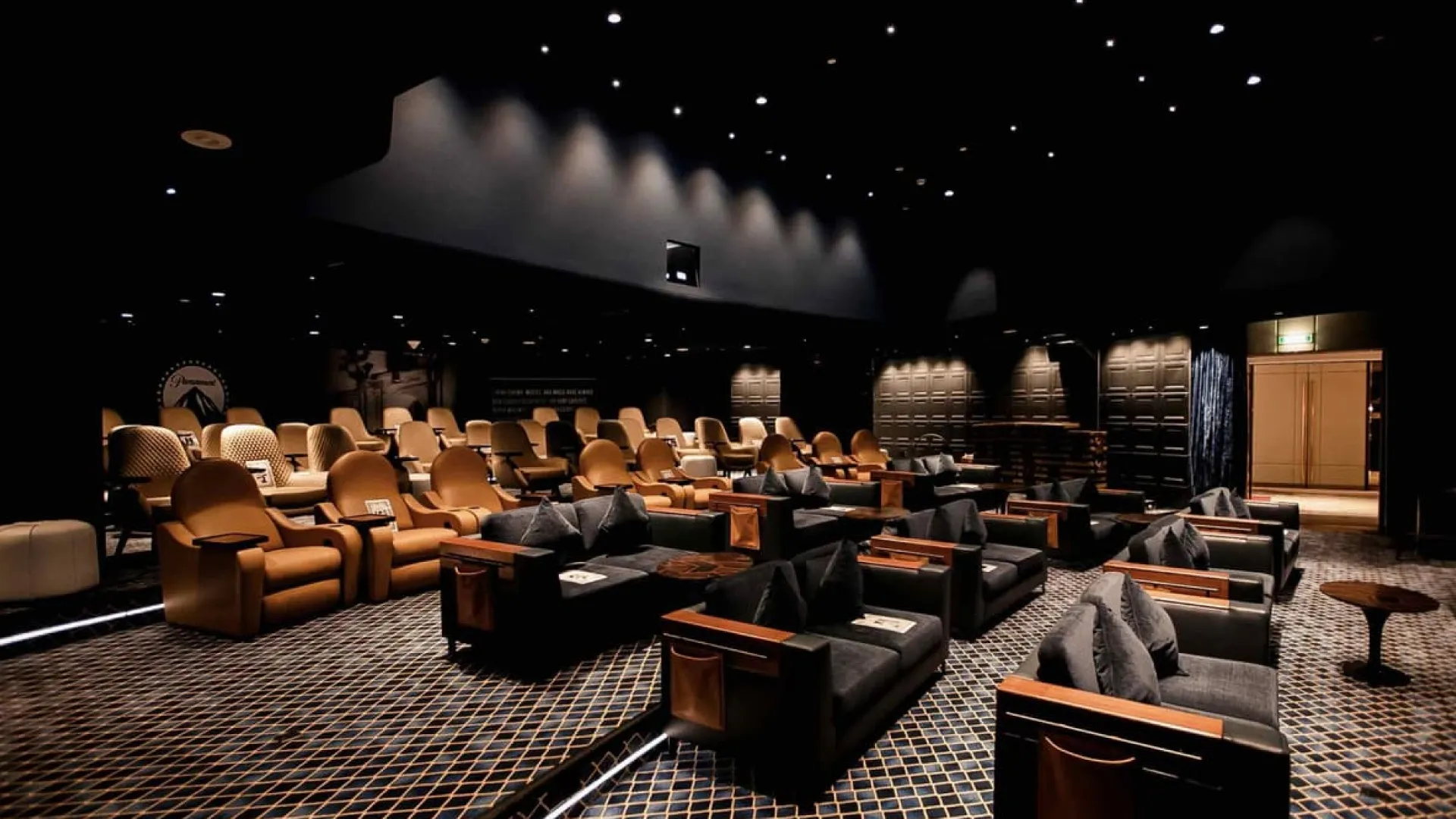 Intelligent spaces for impactful meetings and events.